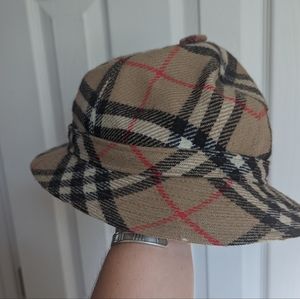 Burberry wool bucket hat